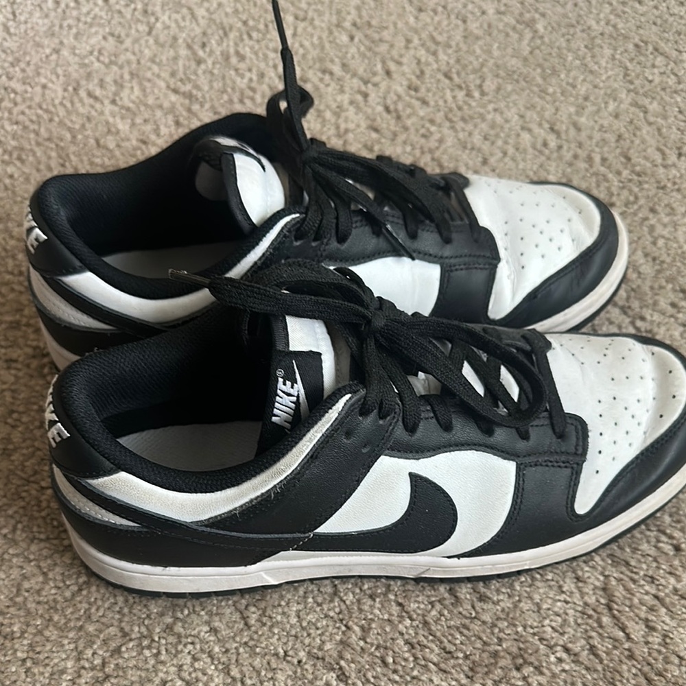 Nike Black and White Sneakers